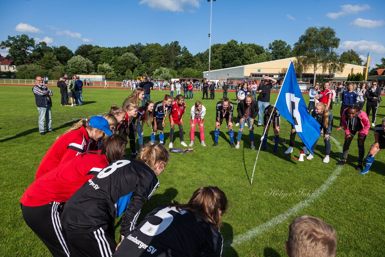 Bild 109 - wBJ SV Henstedt Ulzburg - Hamburger SV : Ergebnis: 0:2